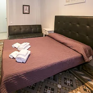 hostal-balmes-centro.catalonia-hotels.com/